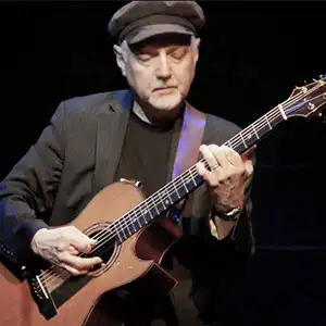 Acoustic guitarist Phil Keaggy